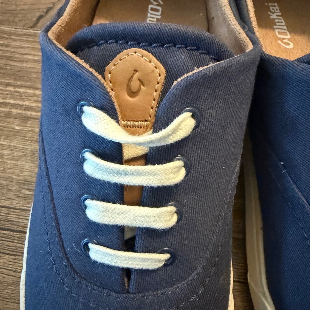 OluKai Kohu Sneakers Womens 8 Navy Blue Textile Low Top Casual Shoes 20516-5454 - Picture 3 of 9